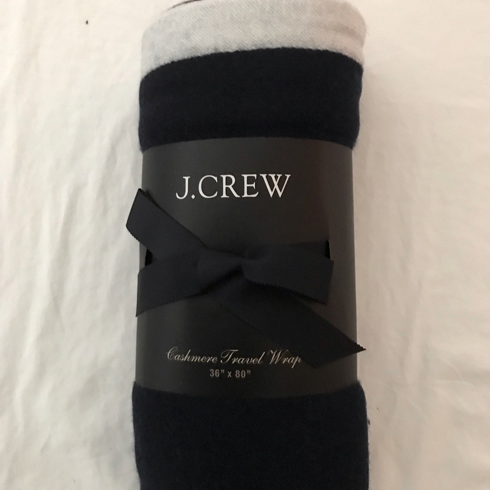 J CREW Cashmere Oversized Travel Wrap